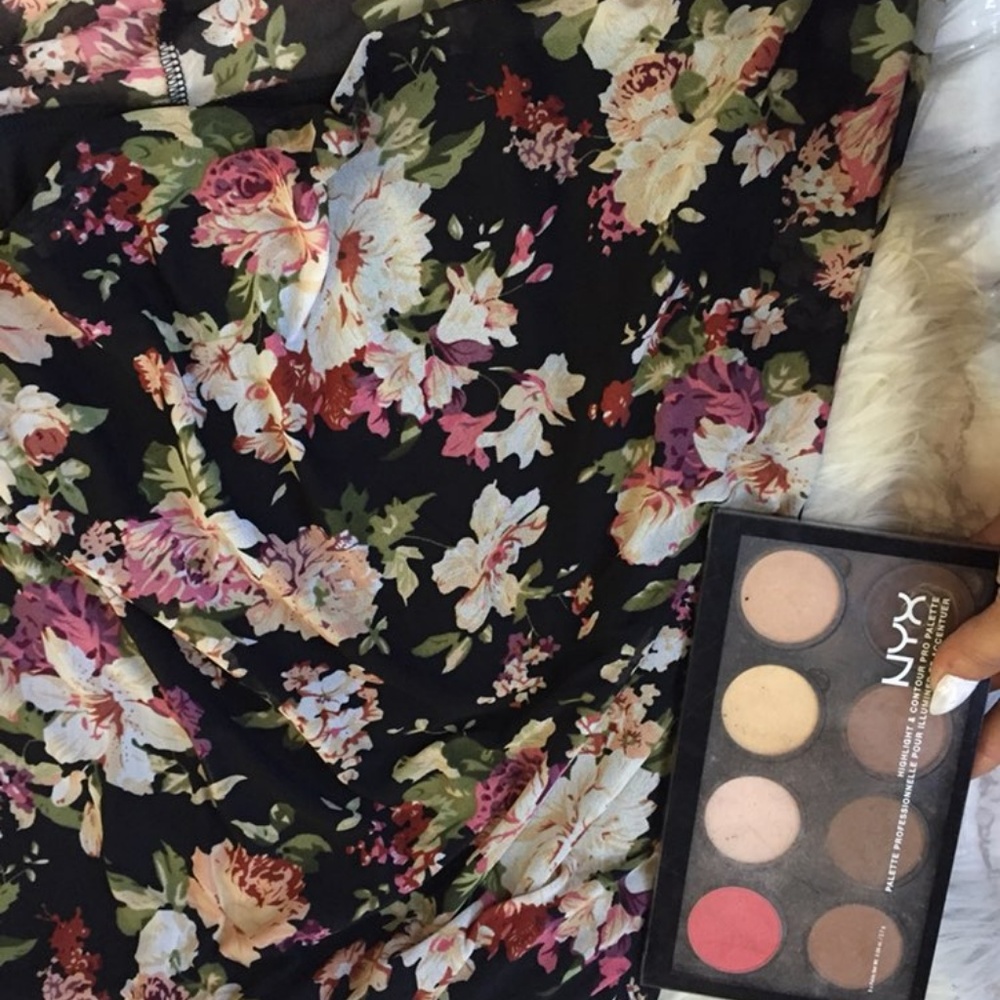 Mesh Floral Skirt *BRAND NEW* - Picture 5 of 5